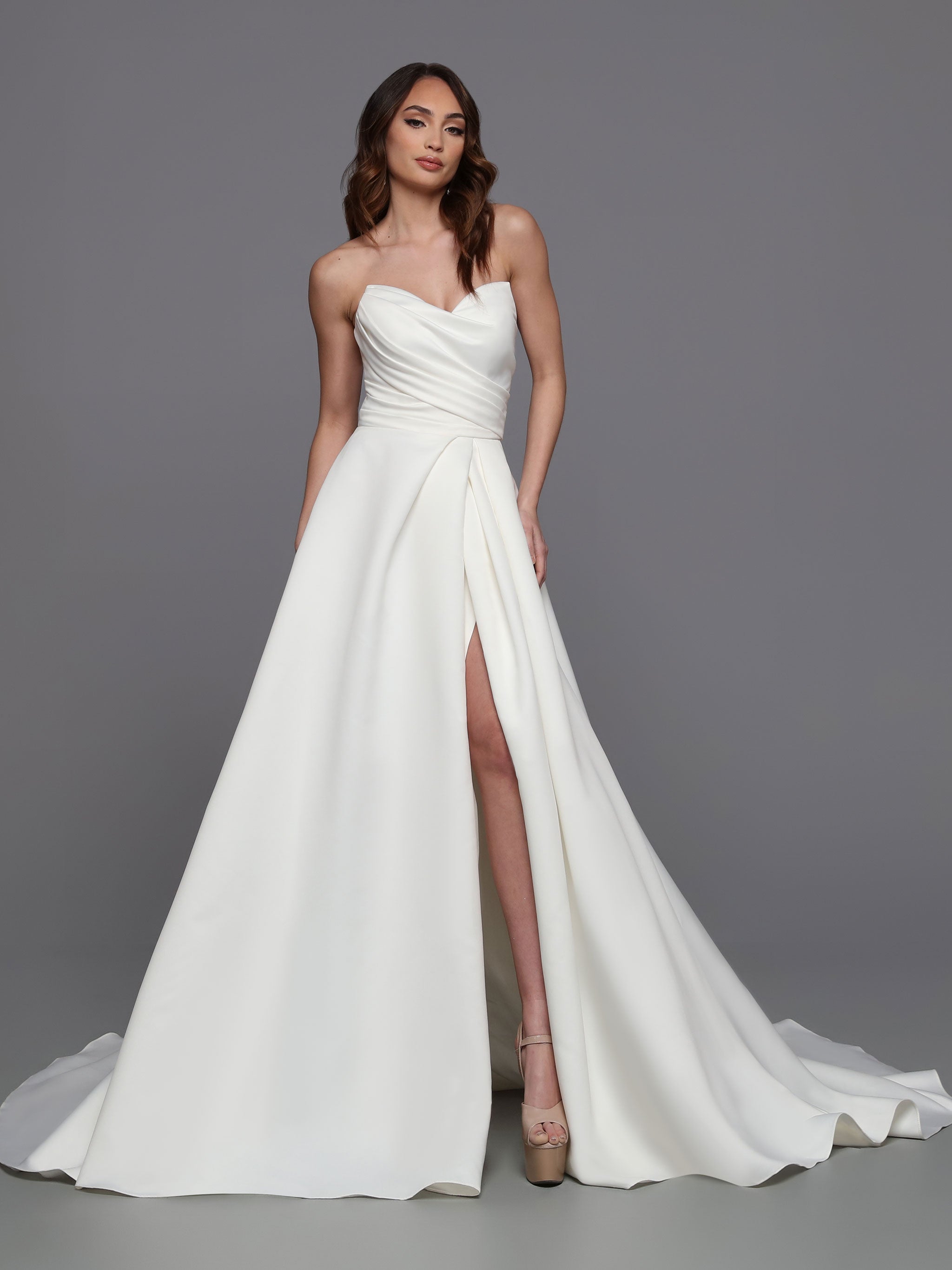 White Maxi Cinched Waits Flowy Dress – Avinci