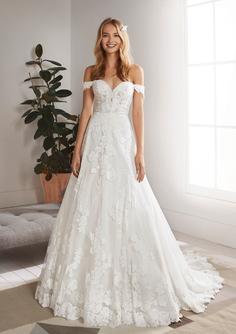 White Lace : Wedding Dress - Bridal Fabrics