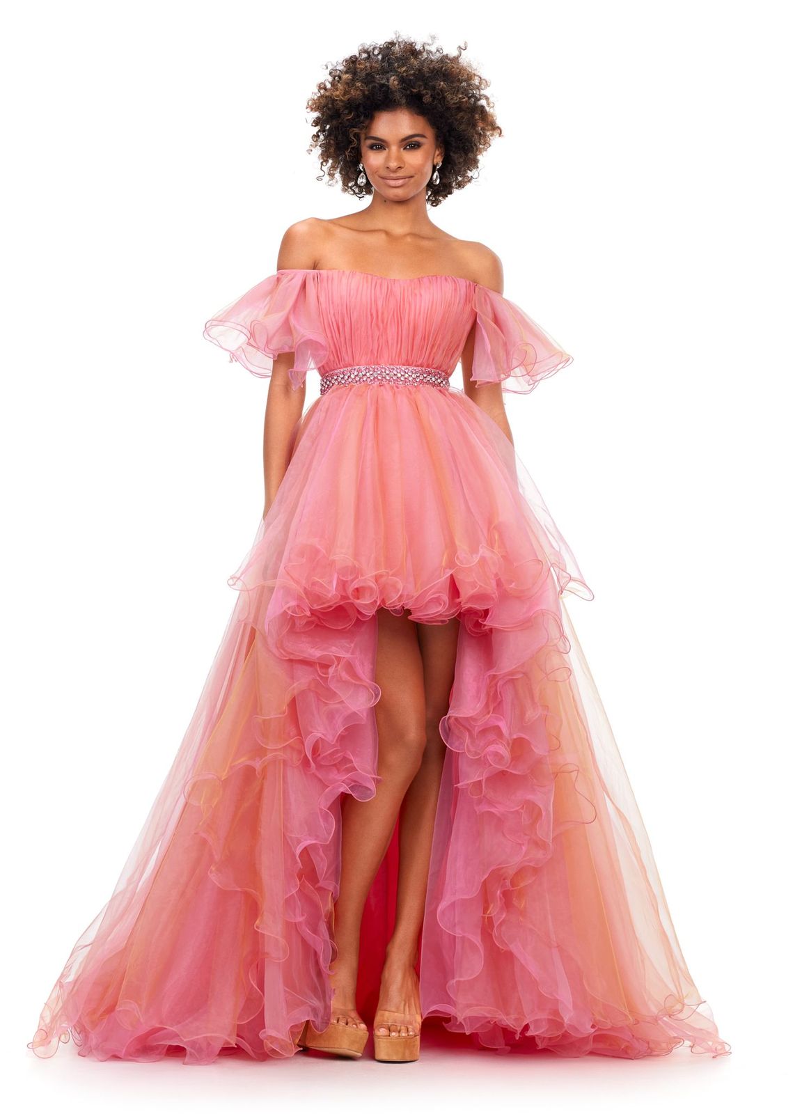 Quinceanera Dresses Ball Gown Sweetheart Organza Crystals Beaded Ruffles  Pink