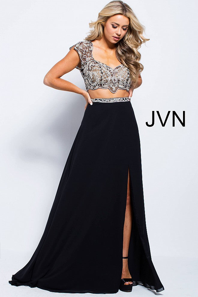 Flowy Black Prom Dresses