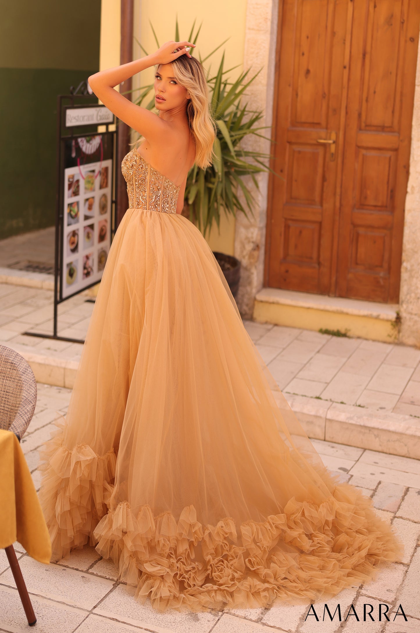 Expertly crafted with a sheer beaded corset, this Amarra 88339 prom dress offers impeccable style and elegance. The layers of pleated tulle create a striking ballgown silhouette that is sure to turn heads. Perfect for pageants or special occasions, this dress is a must-have for any fashion-forward individual.

Sizes: 000-16

Colors: Hot Pink,&nbsp;Light Blue,&nbsp;Light Pink,&nbsp;Lilac,&nbsp;Nude/Gold,&nbsp;Red