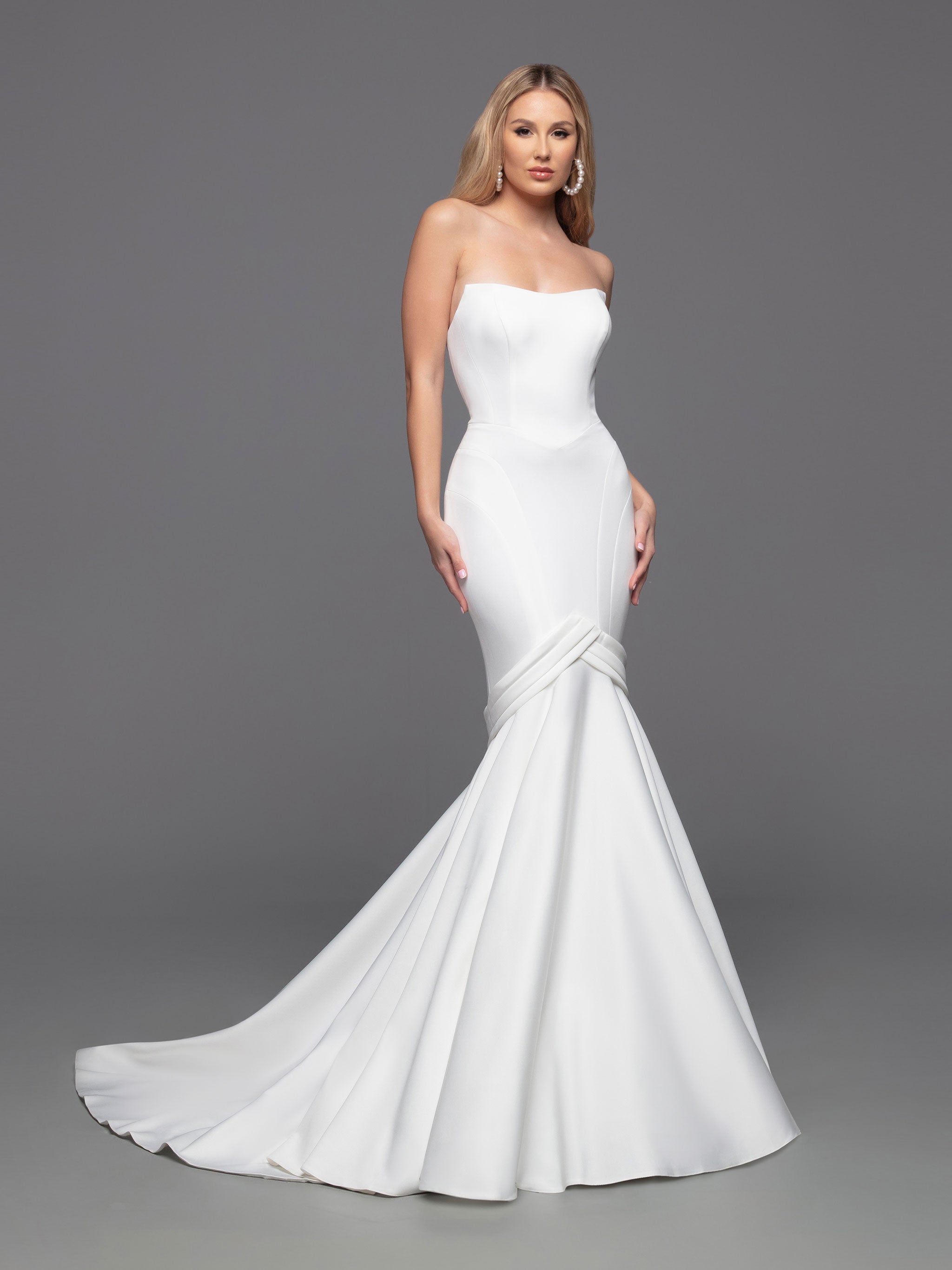 Size 12 strapless 2024 wedding dress