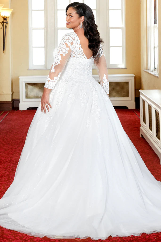 Lace Appliques Wedding Dresses White Long Sleeve Tulle Bridal Gowns Plus  Size