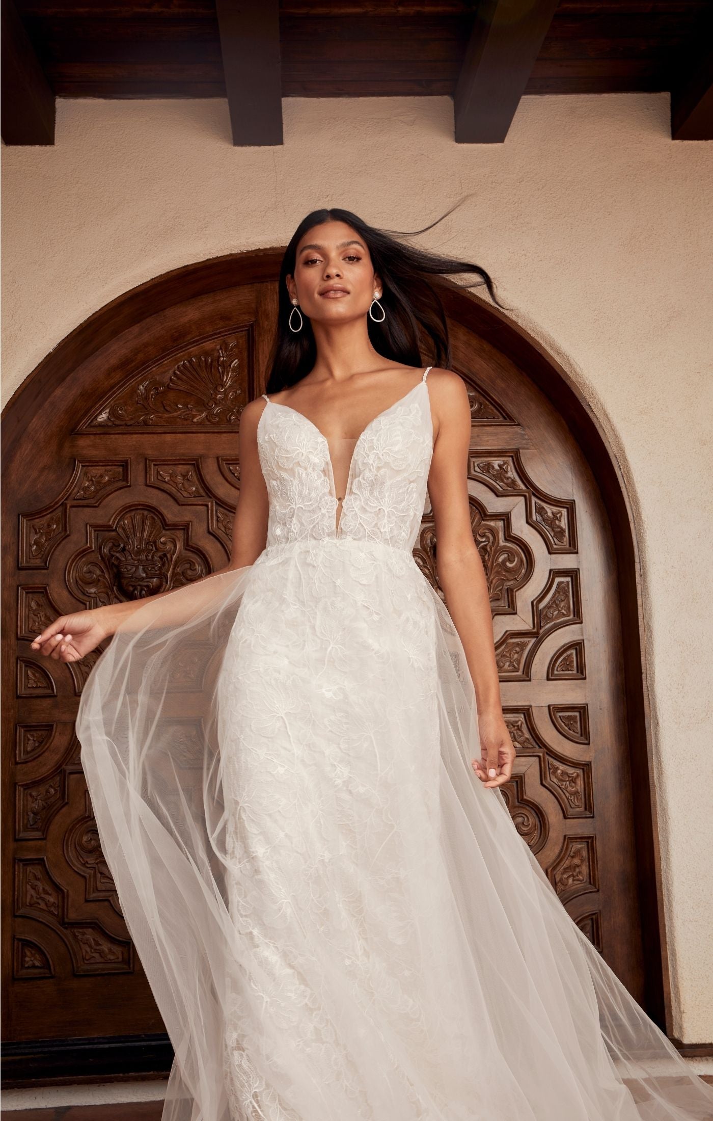Top 6 Plunging V-Neckline Wedding Dresses by Casablanca Bridal / Blog /  Casablanca Bridal