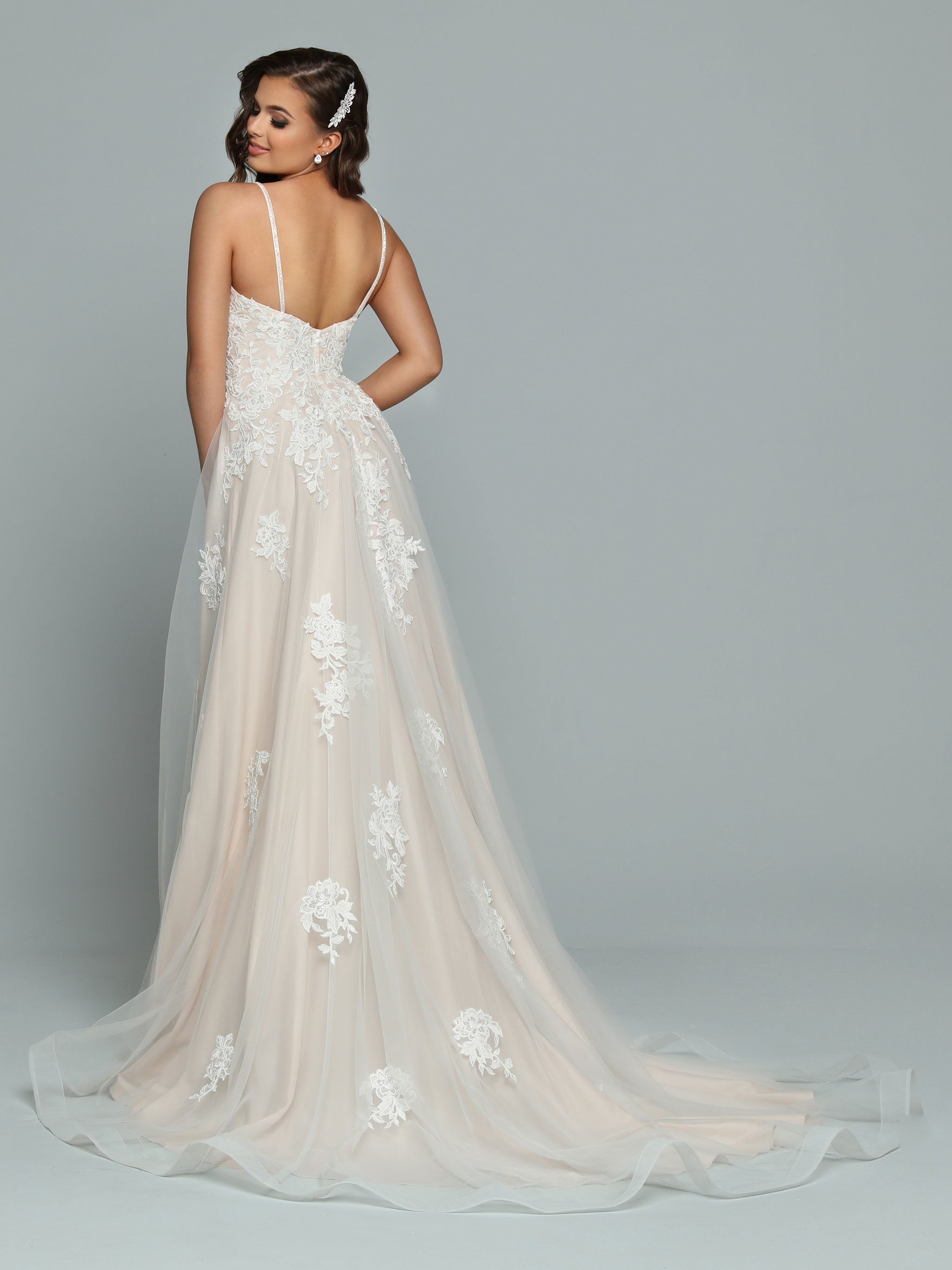 David's bridal wedding outlet dress with long train