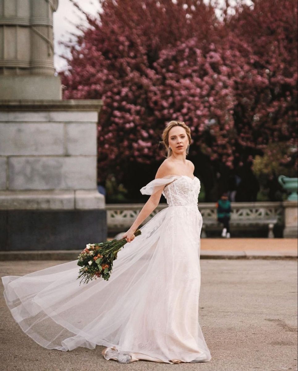 Vogue's fashion encyclopaedia: The interesting history of the white wedding  dress | Vogue India