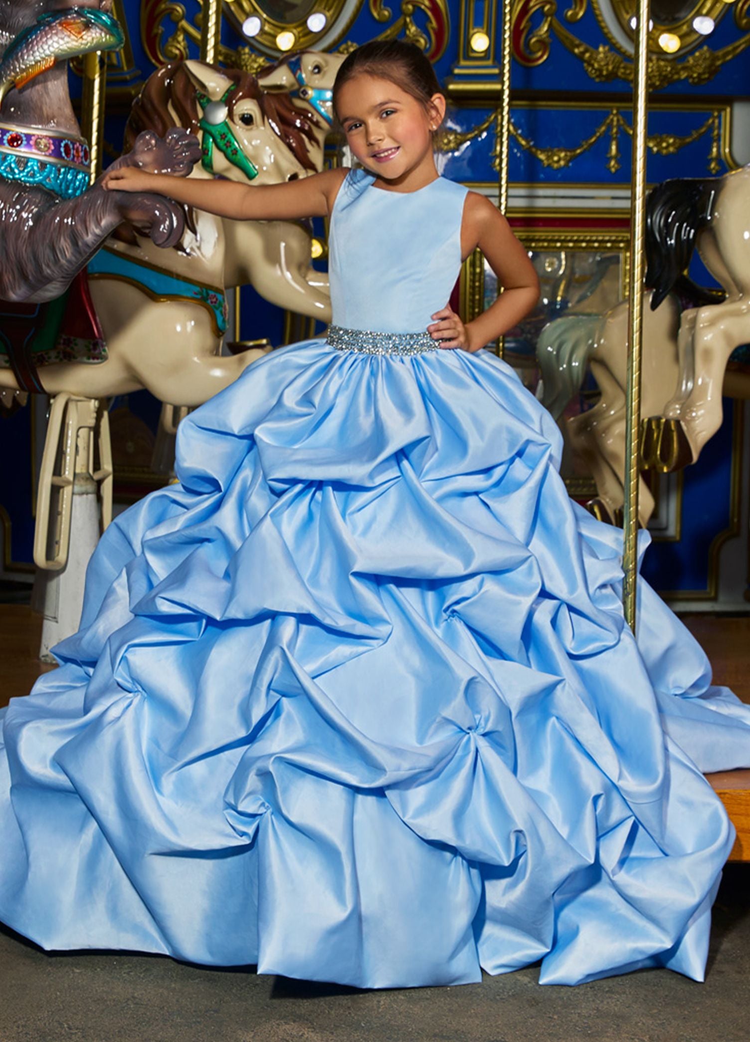 Little girl hot sale pageant gowns